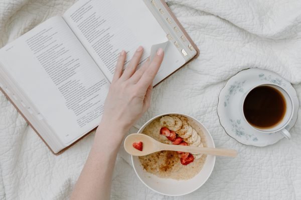 bible verses about fellowship and food